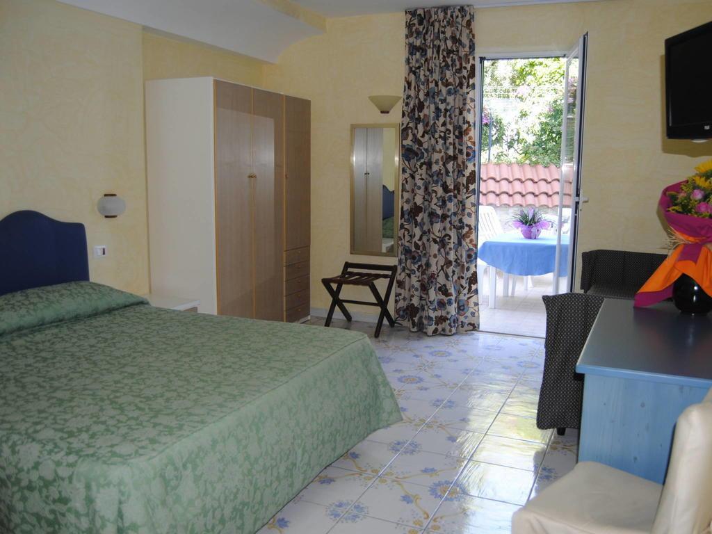 Casamicciola Terme Hotel L'Approdo מראה חיצוני תמונה